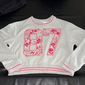 Gray and Pink Floral Sweatshirt, 87 Graphic, NEW, size L